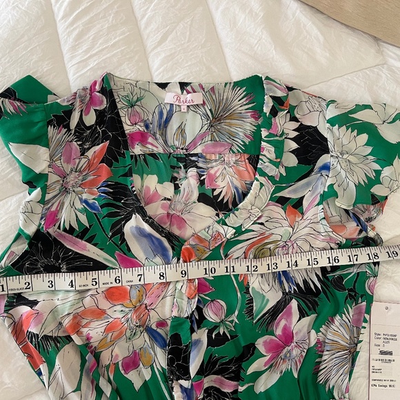Parker Emerald Hibiscus Dress - Picture 4 of 10